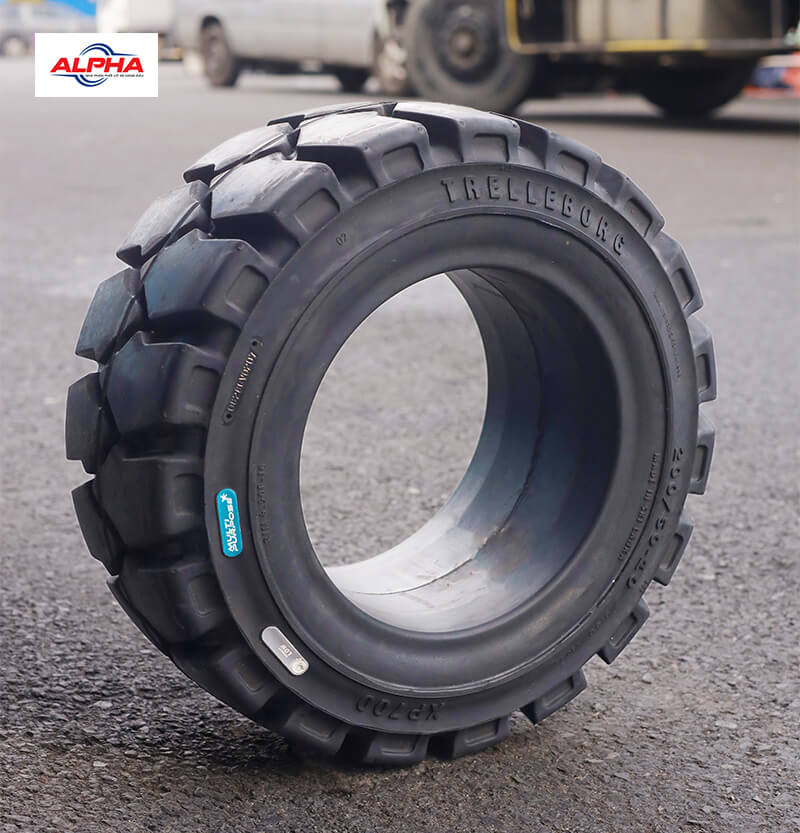 Vỏ xe nâng Trelleborg 200/50-10 chính hãng có sẵn tại kho Alpha